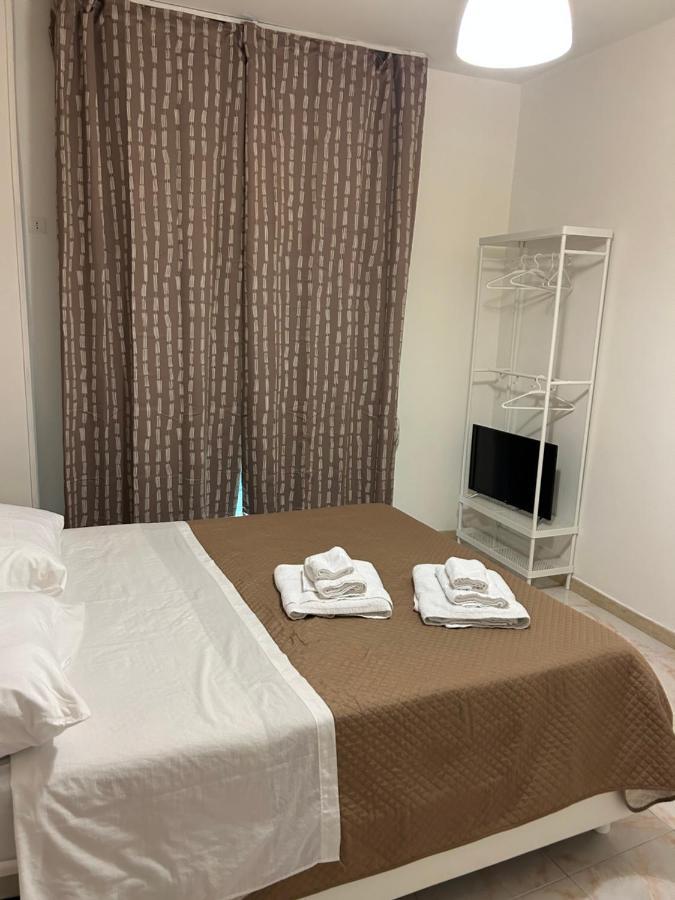 Hotel Happy Fly à Naples Extérieur photo