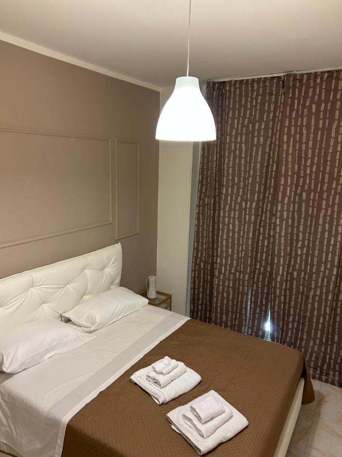 Hotel Happy Fly à Naples Extérieur photo