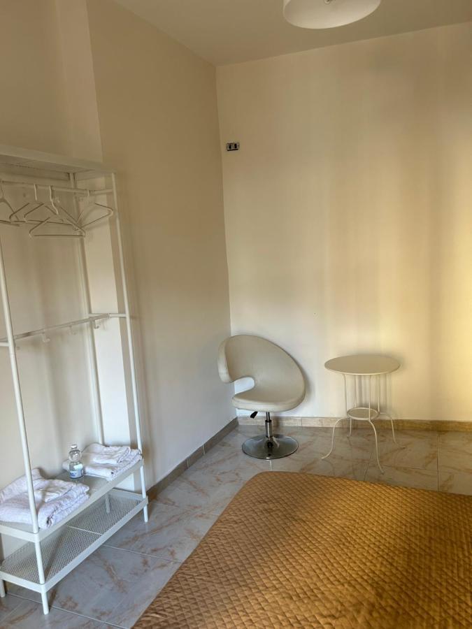 Hotel Happy Fly à Naples Extérieur photo